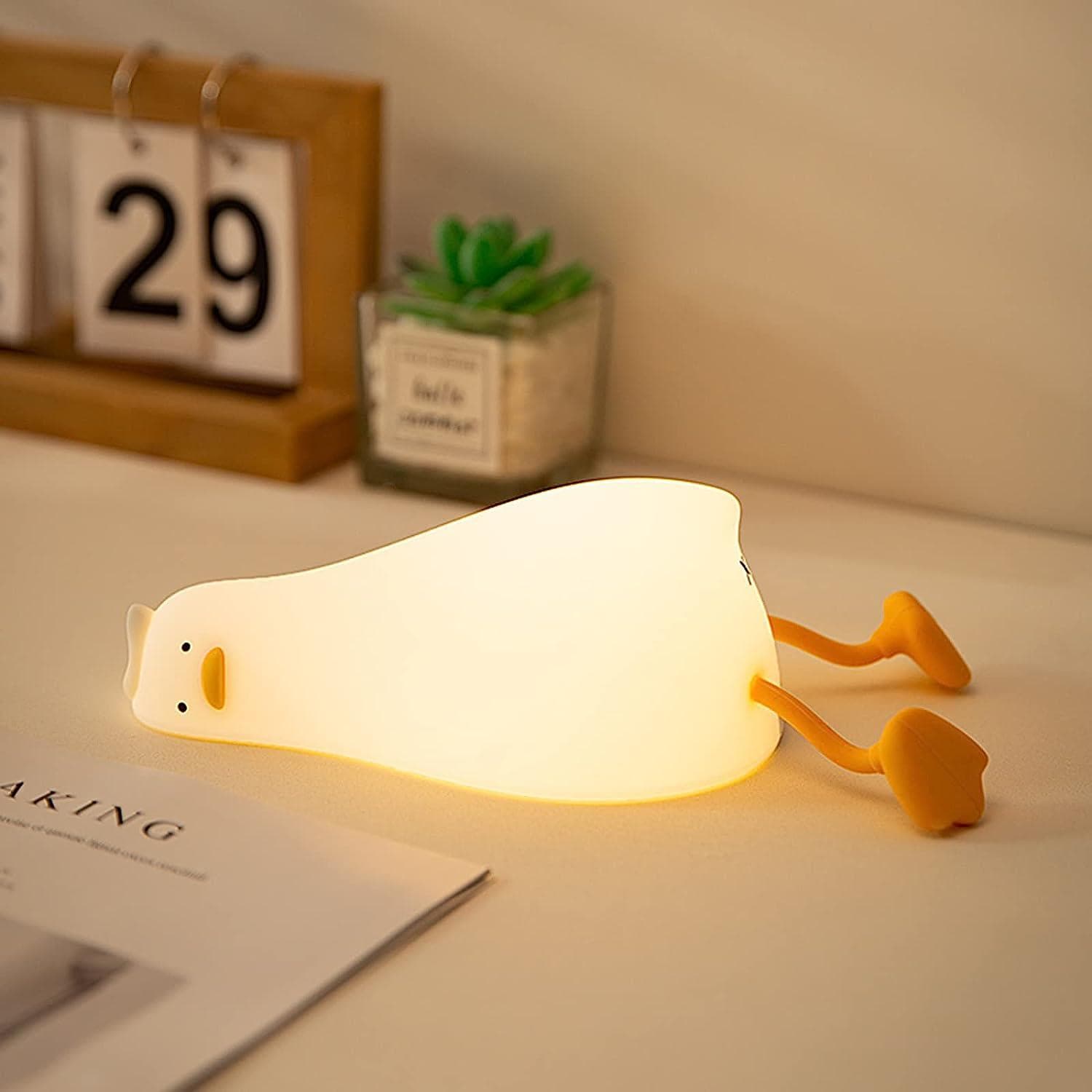 چراغ خواب اردک Benson Lying Flat Duck Night Light, LED Squishy Duck Lamp — تصویر ۲