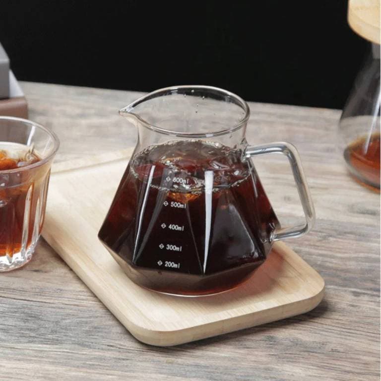 سرور قهوه دمی پیرکس 600ml طرح الماسی با خطکش دقیق — تصویر ۲