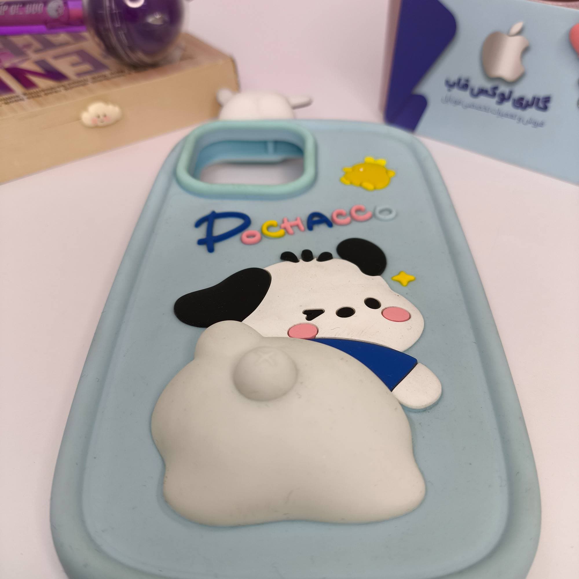 کاور Pachacco باسن پروتزی آیفون — تصویر ۲
