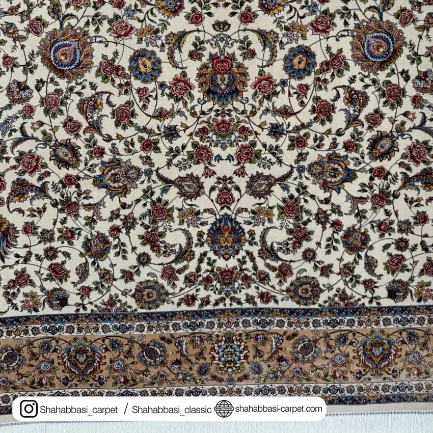 فرش ابریشم کد 209 کرم — تصویر ۳