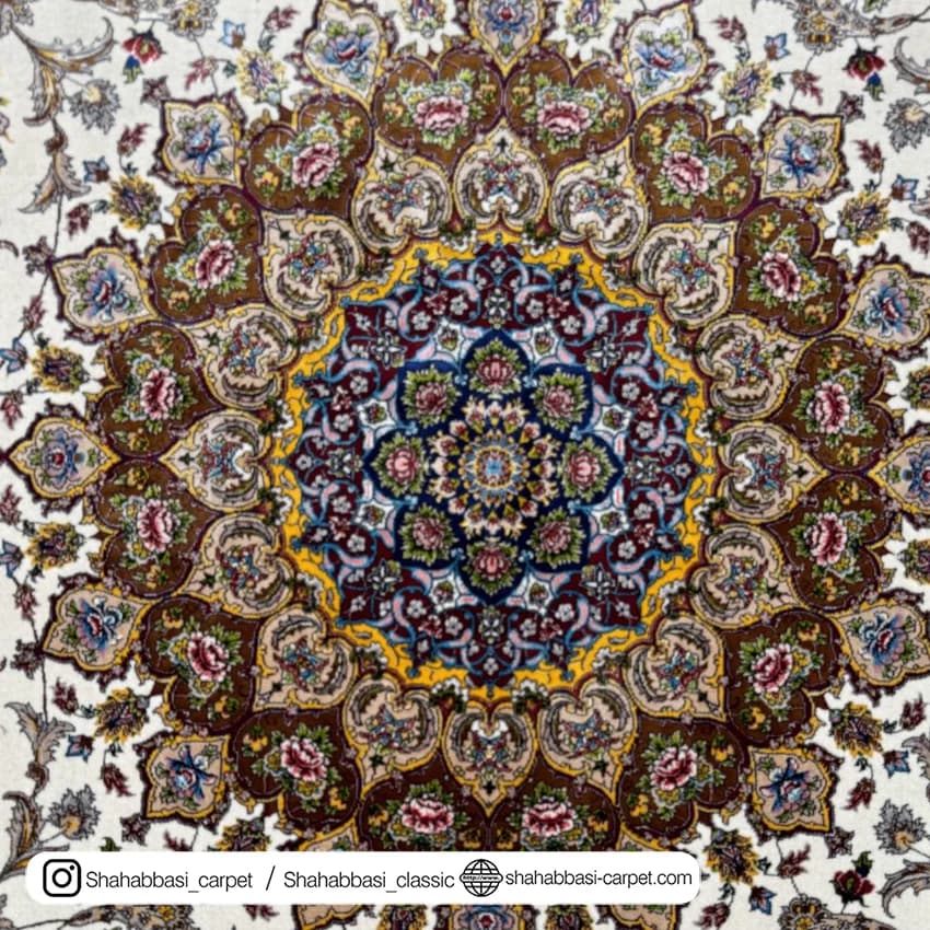 فرش ابریشم کد 207 کرم — تصویر ۴