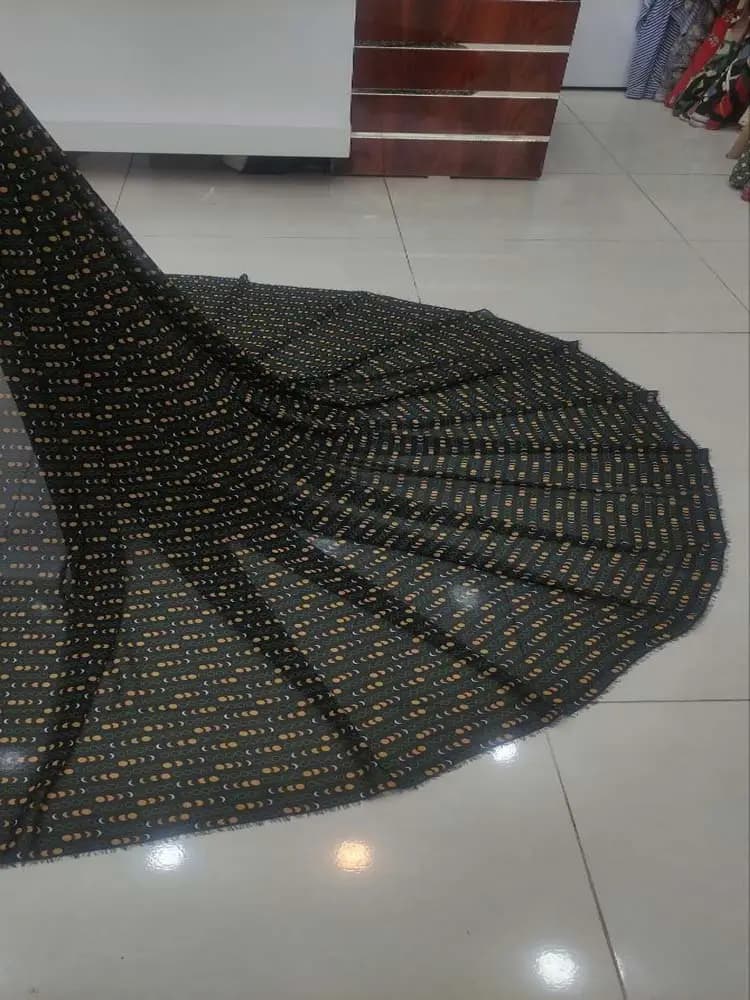 پارچه حریر شیفونجو سیاه