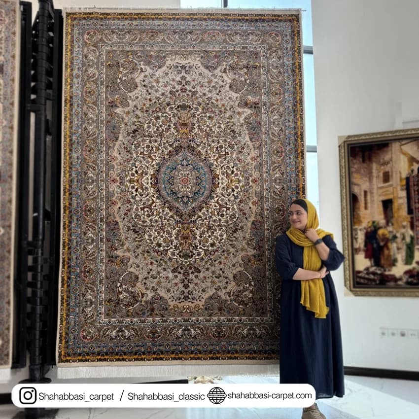 فرش ابریشم کد 200 کرم