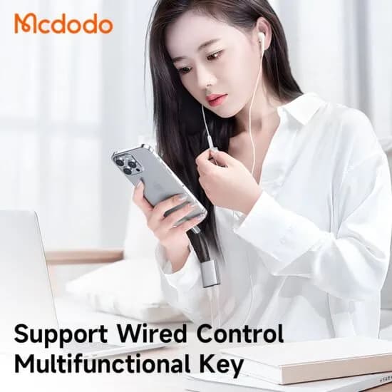 کابل تبدیل لایتنینگ اتصال همزمان هندزفری لایتنیگ و شارژر Mcdodo CA-5560 Audio Adapter — تصویر ۴