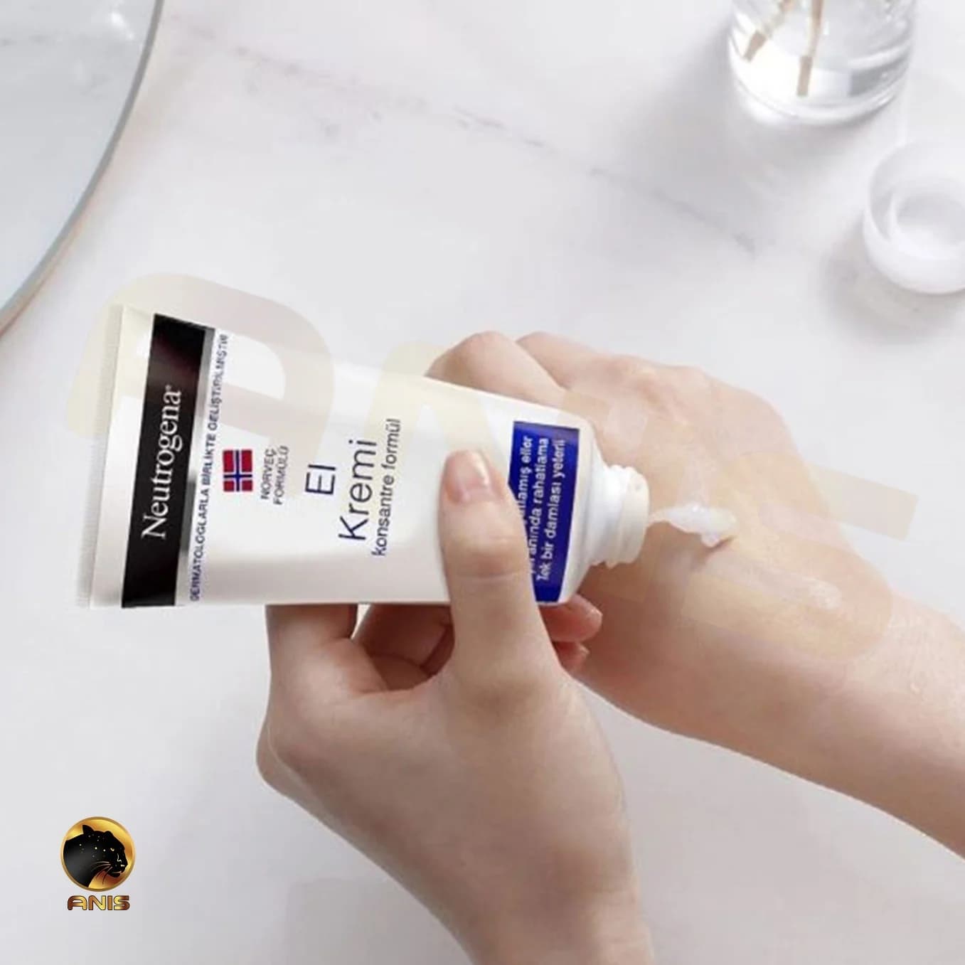 کرم مرطوب کننده دست نوتروژینا neutrogena حاوی گلیسیرین آبی حجم 50 میل — تصویر ۴