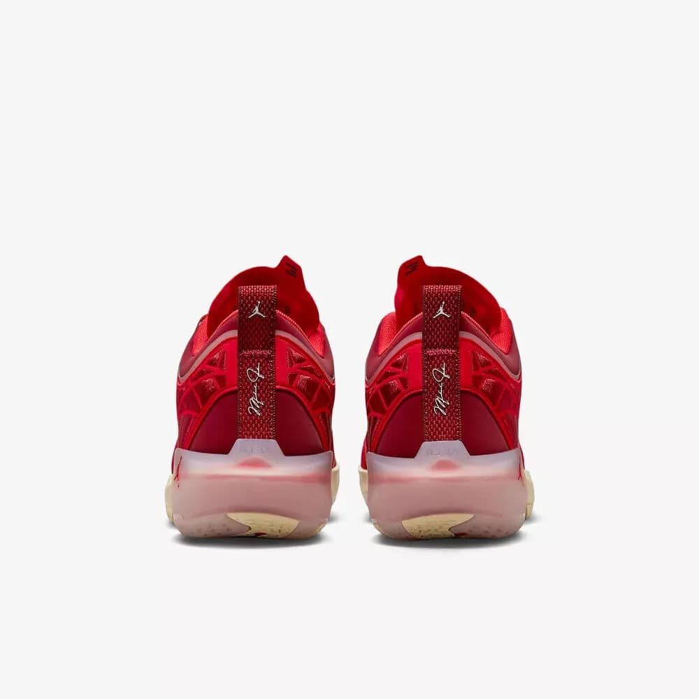 کفش بسکتبال جردن Air Jordan 37 Low — تصویر ۹