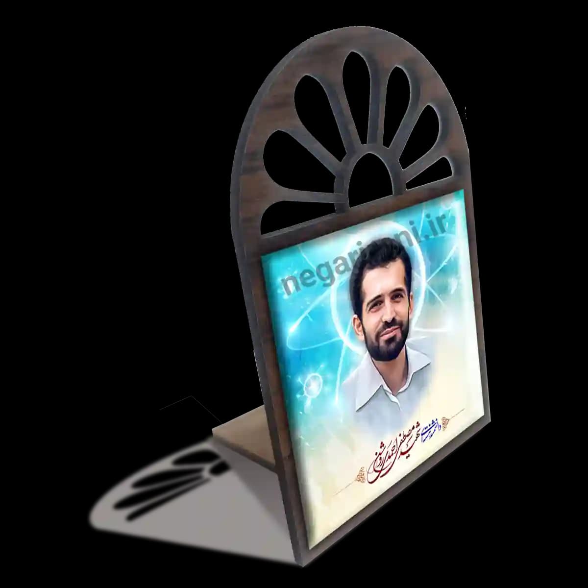 تندیس کاشی پنجره ای شهید احمدی روشن مدل 2Z76 — تصویر ۴