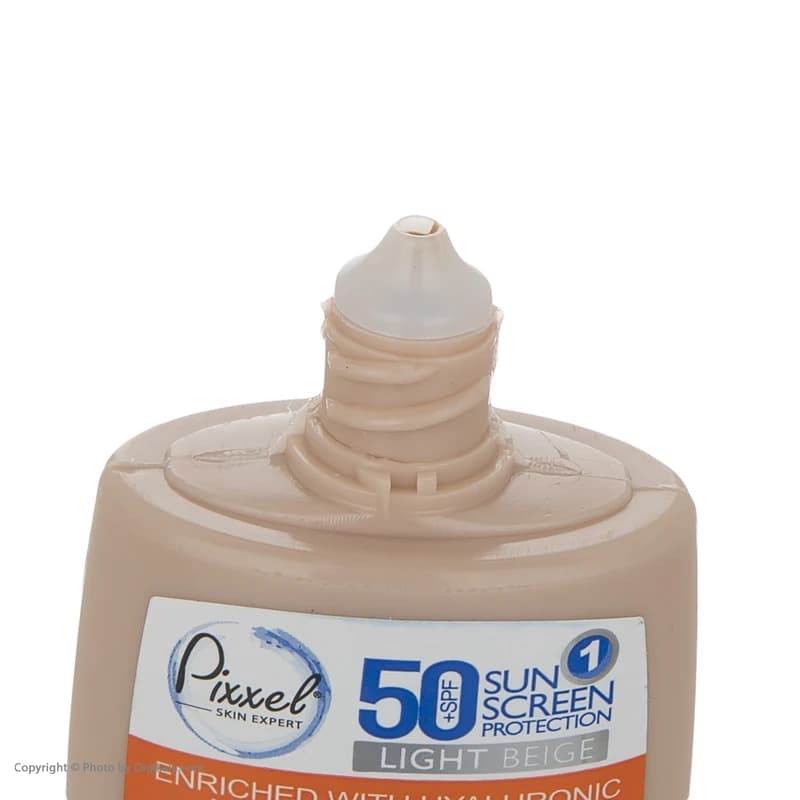 کرم ضدآفتاب رنگی پیکسل مدل LIGHT BEIGE حجم 50 میلیلیتر با SPF 50 و +++PA مناسب پوست حساس و خشک، محافظت در برابر UVA و UVB، مرطوبکننده با هیالورونیک اسید و ویتامینهای گروه B، بافت سبک و جلوه مات — تصویر ۲