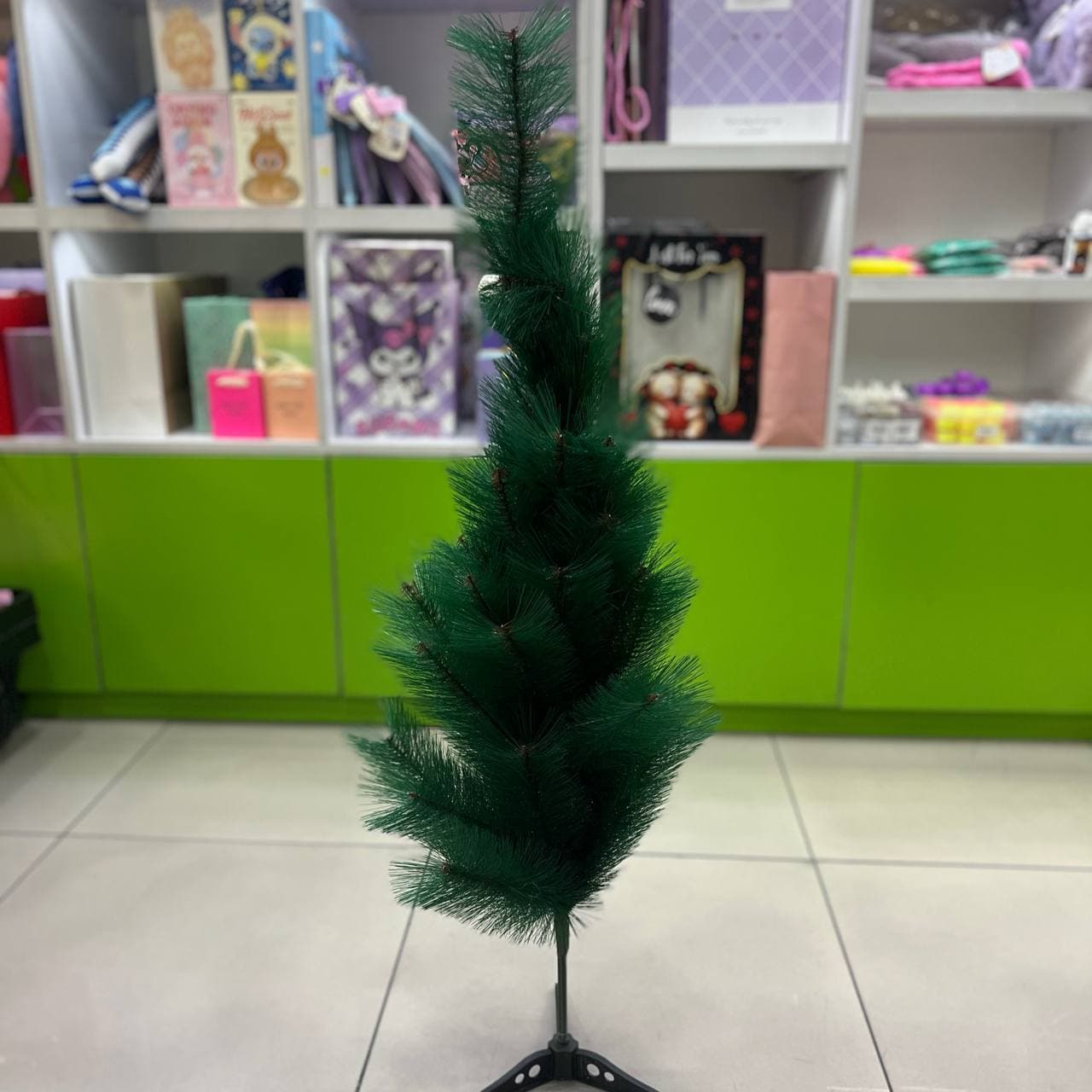 درخت کریسمس بزرگ — تصویر ۲