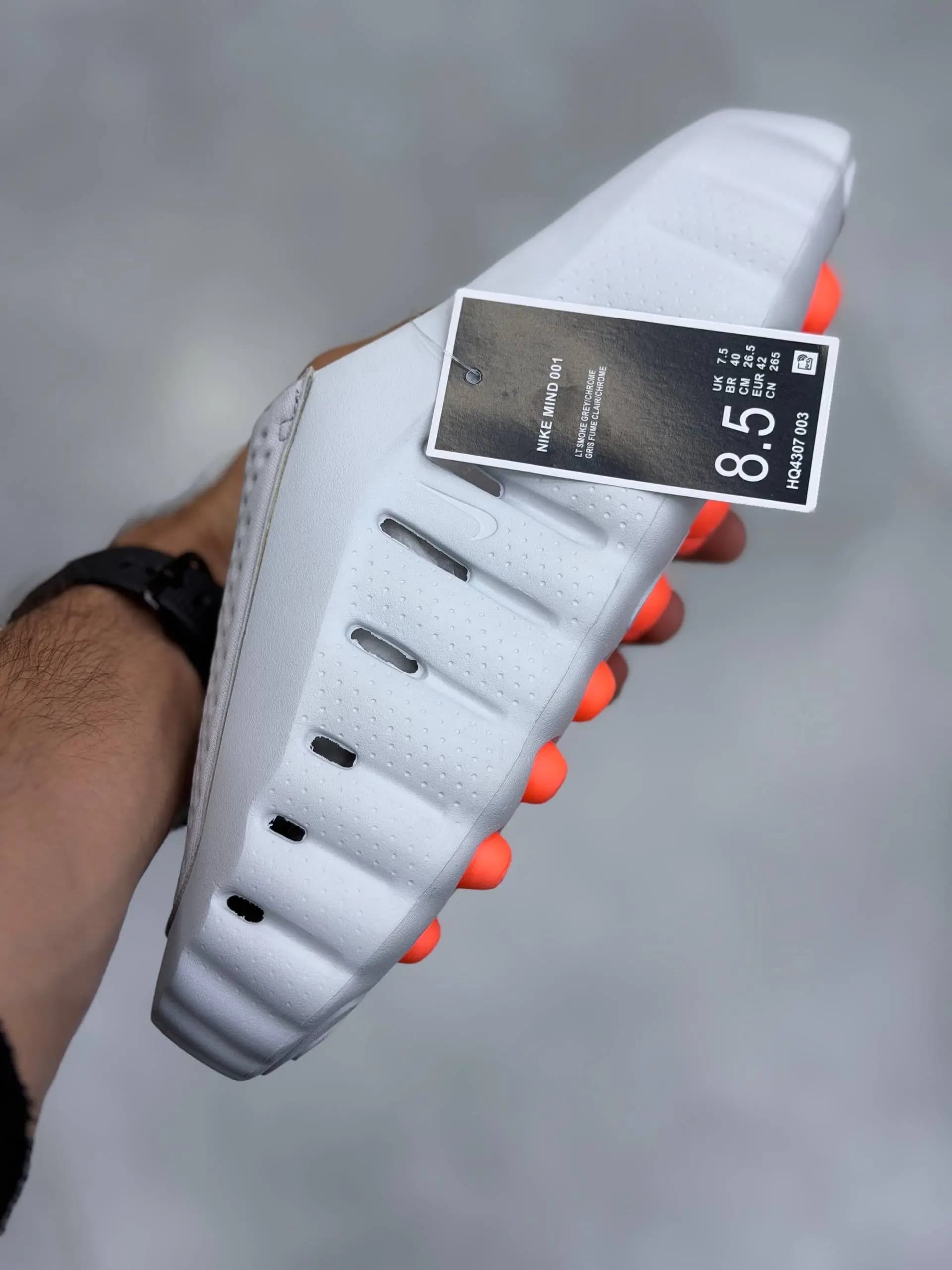 صندل نایک اسلیپر مایند سفید Nike Mind 001 — تصویر ۴