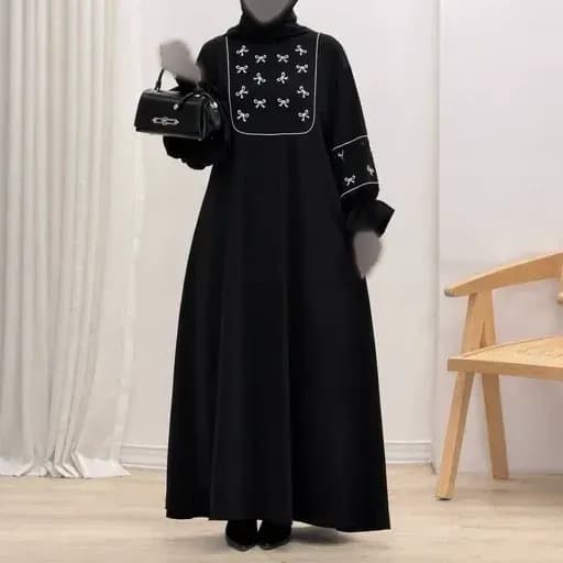 عبا گلدوزی پاپیونی الیزه مشکی مناسب شیردهی — تصویر ۵