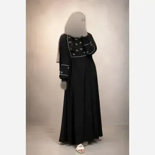 عبا گلدوزی پاپیونی الیزه مشکی مناسب شیردهی — تصویر ۶