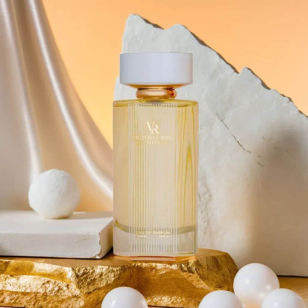 عطر زنانه ویکتوریا رز مدل Vivid حجم 100 میل — تصویر ۲