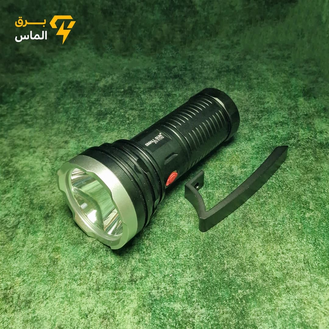 چراغ قوه دستی اسمال سان مدل T181 شدت ۲۰۰۰ لومن — تصویر ۳