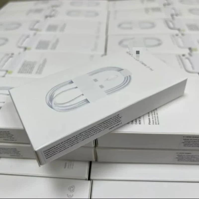 کابل آیفون ۱۶ اورجینال USB-C | یک متری، روکش برزنتی و انتقال دیتا — تصویر ۲