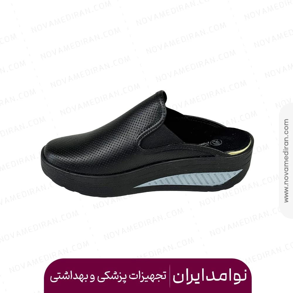 صندل طبی زنانه جلوبسته پاتکان طب کد ۶۳۹ مشکی — تصویر ۳
