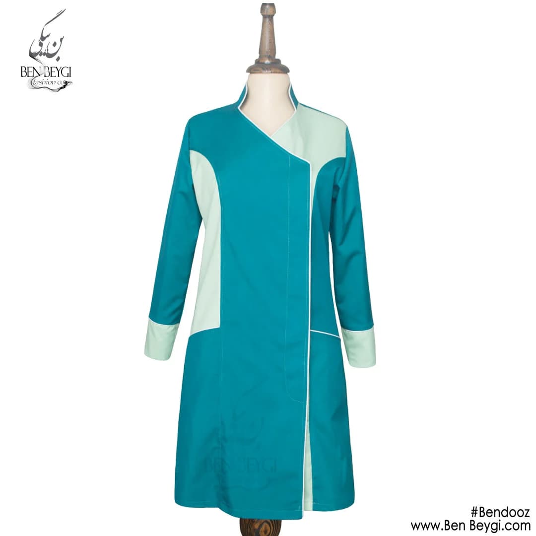 مانتو کار زنانه پارچه کجراه رنگ سبز تیره خرج کار سبز روشن یقه ایستاده قد 95 کد 23832