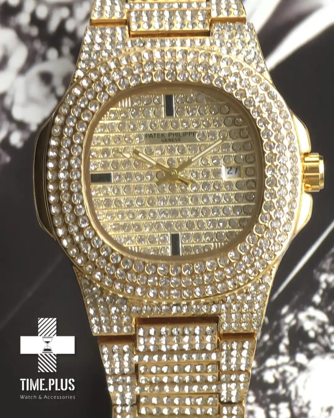ساعت Patek Philippe مردانه مدل Nautilus طلایی — تصویر ۸