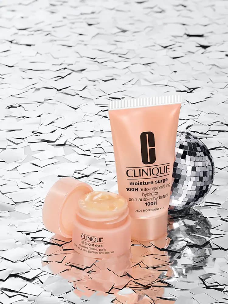 پک مراقبت پوستی کلینیک Clinique Moisture Surge Set — تصویر ۳
