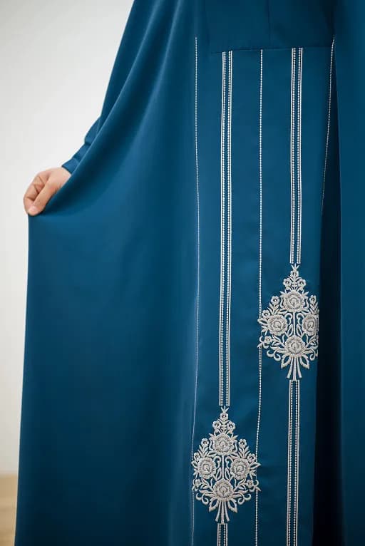ماه تابان — تصویر ۶