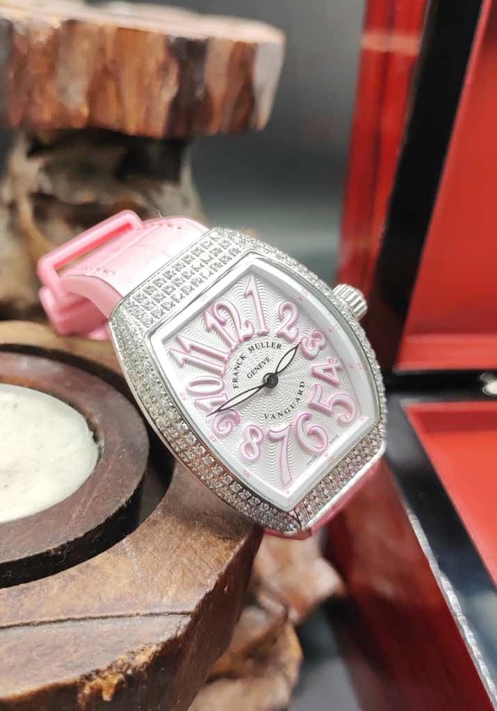 ساعت مچی زنانه نگین دار فرانک مولر Franck Muller — تصویر ۵