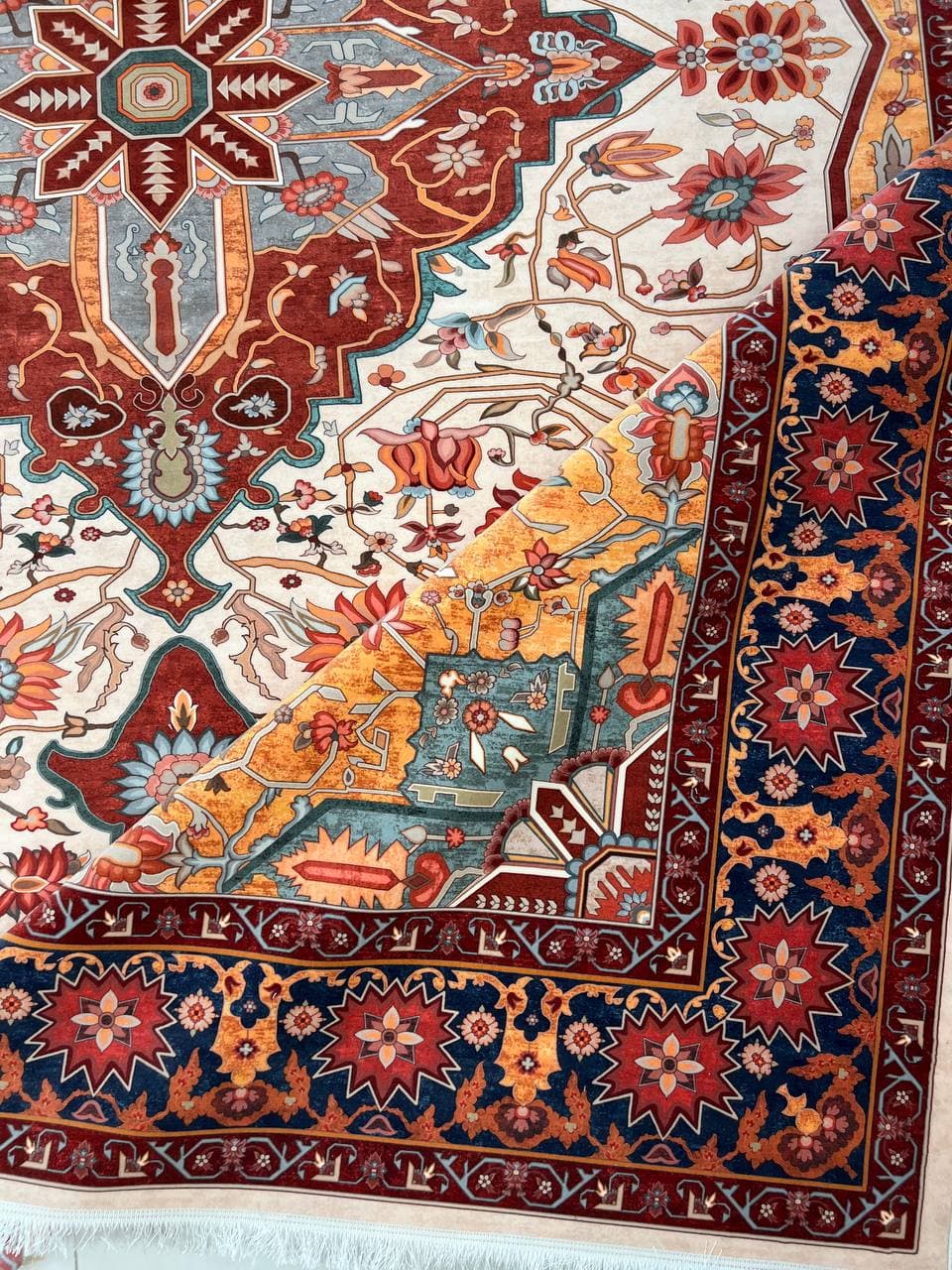 فرش طرح دستباف کد 354 کرم 700 شانه — تصویر ۶