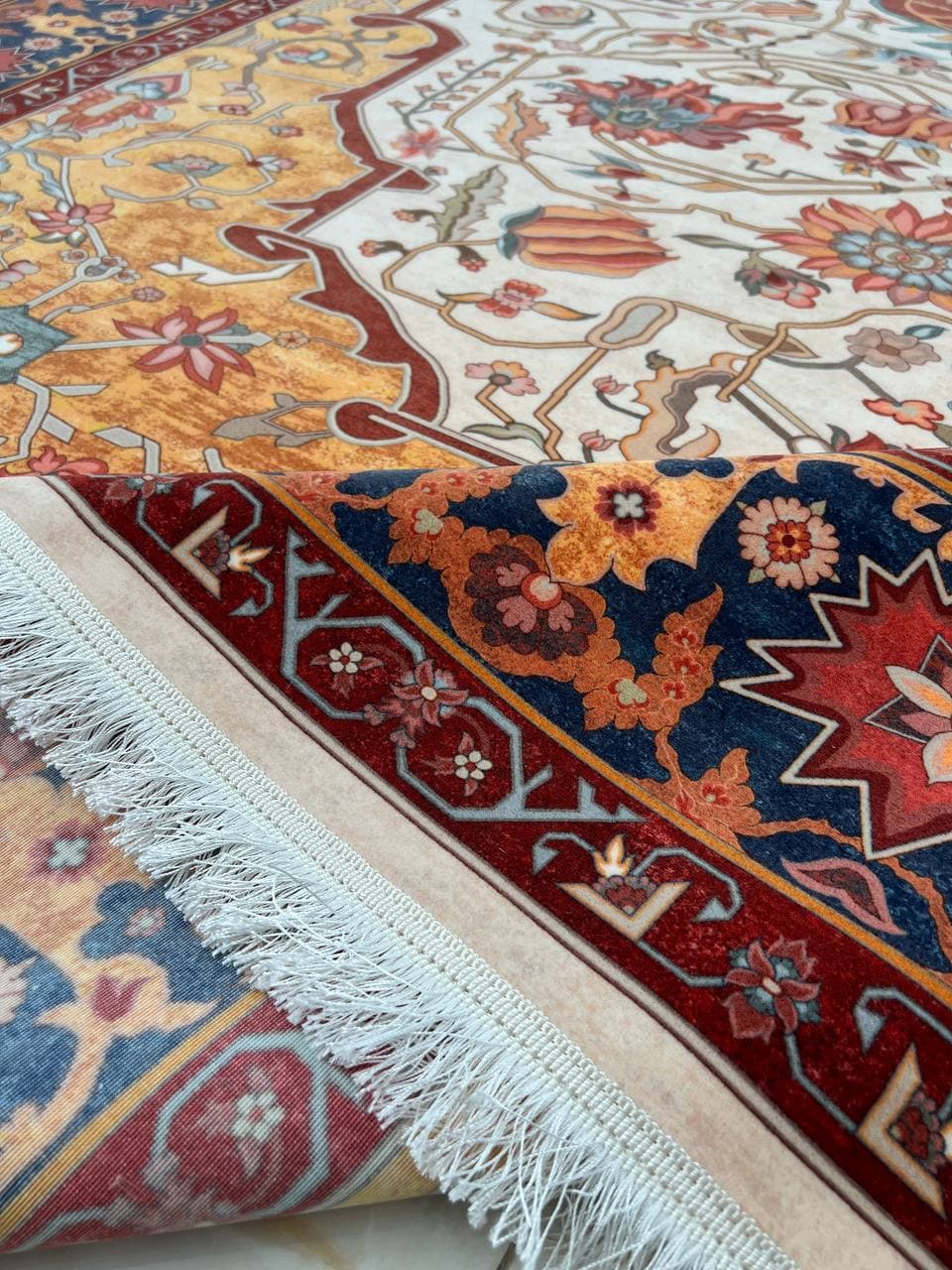 فرش طرح دستباف کد 354 کرم 700 شانه — تصویر ۷