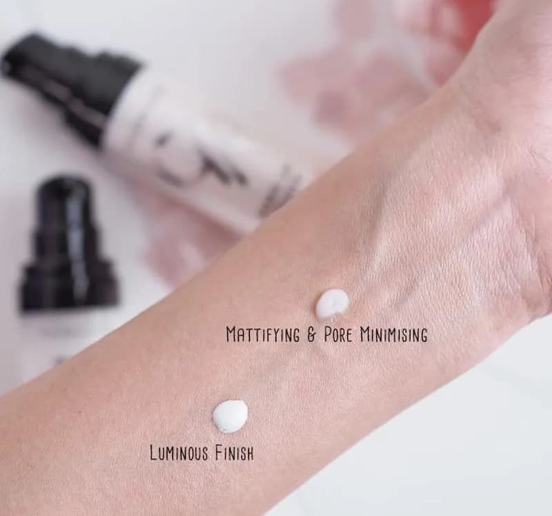 پرایمر آرایشی مات کننده گلدن رز مدل Mattifying and Pore Minimising | حجم 30 میل — تصویر ۶