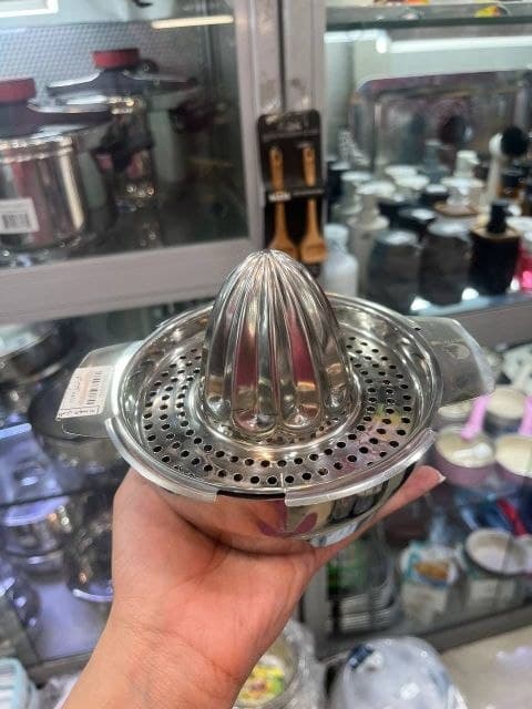 آب میوه گیری دستی — تصویر ۴