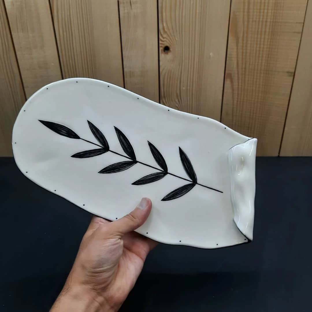 ظرف سرو سرامیکی دست ساز طرح برگ کد 837 — تصویر ۶