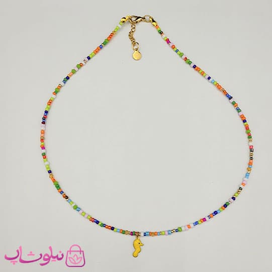 گردنبند زنانه دستساز پینترستی برند N&SH با منجوق های رنگی مدل اسب دریایی زرد کد 120