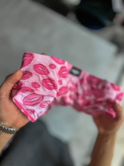 شورت مردانه کولسی اسلیپ Pink Lips — تصویر ۶