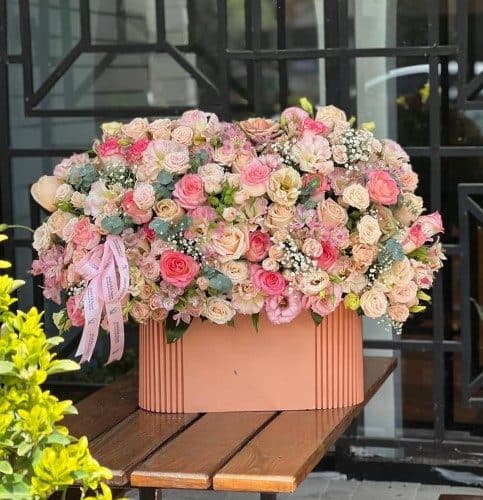 چطور برای روز حسابدار گل خاص و شیک سفارش بدهم؟