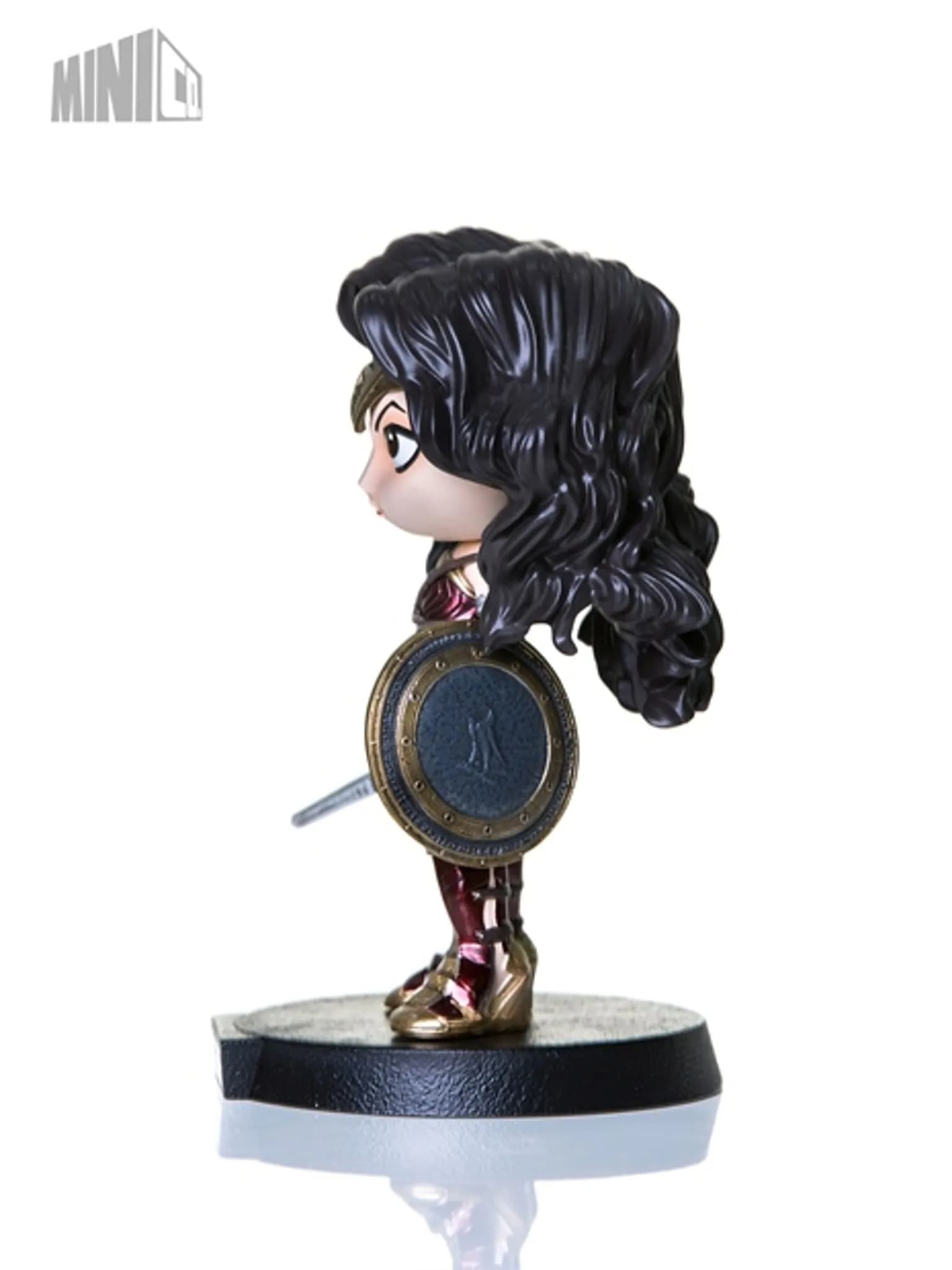فیگور ایرون استودیو طرح مینیکو MiniCo طرح زن شگفتانگیز Wonder Woman — تصویر ۸