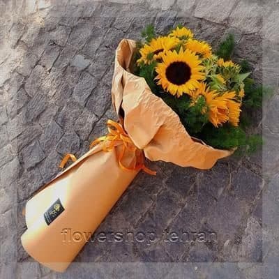 گلفروشی نزدیک بلوار کشاورز خیابان 16 آذر — تصویر ۲
