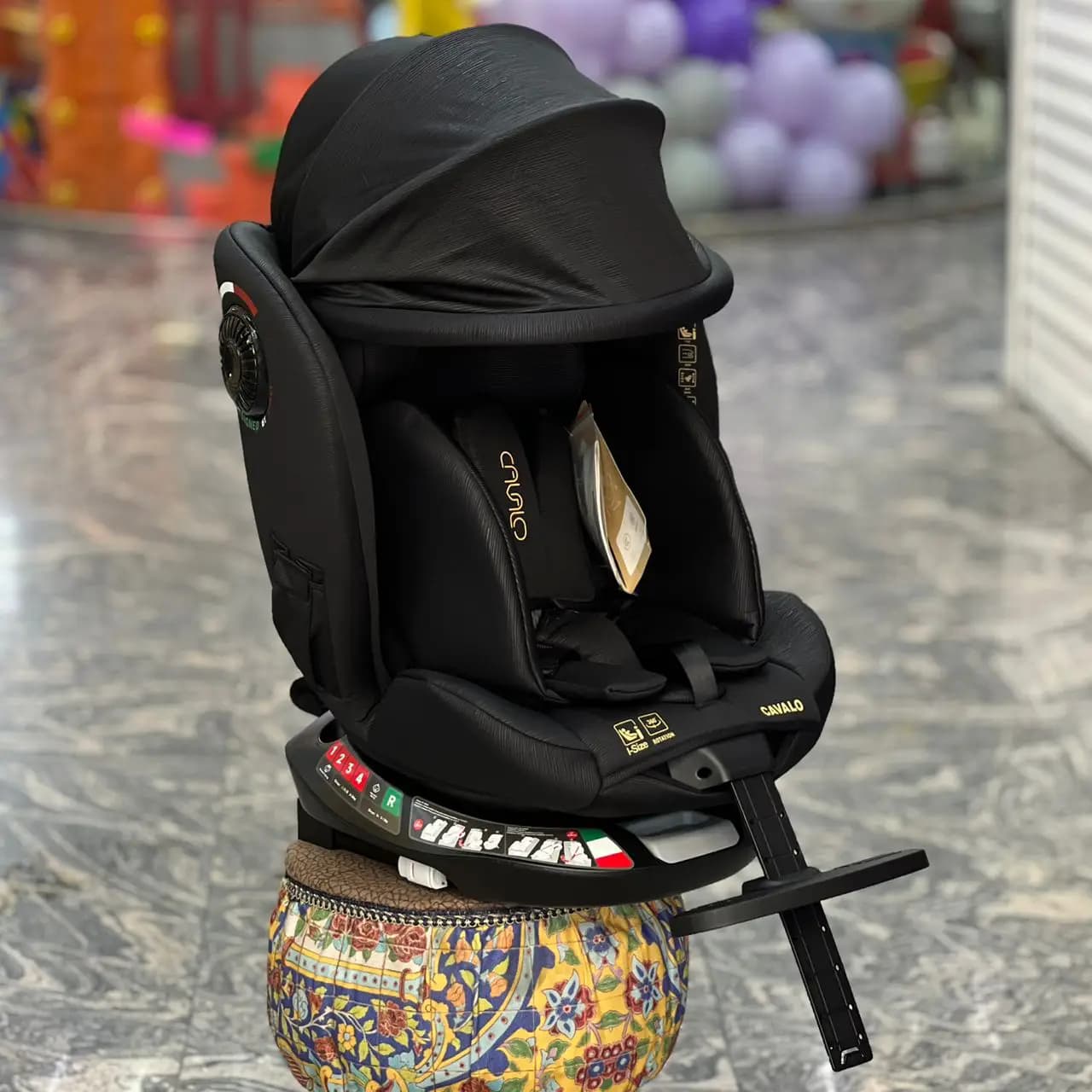صندلی ماشین چرخشی کاوالو Cavalo مدل G500 max سایه بان دار — تصویر ۲