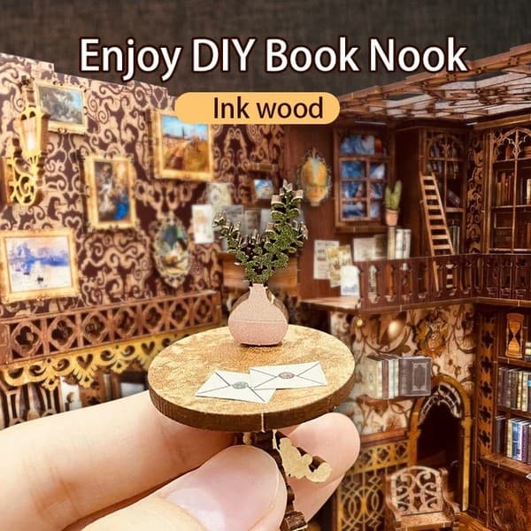 بوک نوک Eternal Bookstore — تصویر ۵