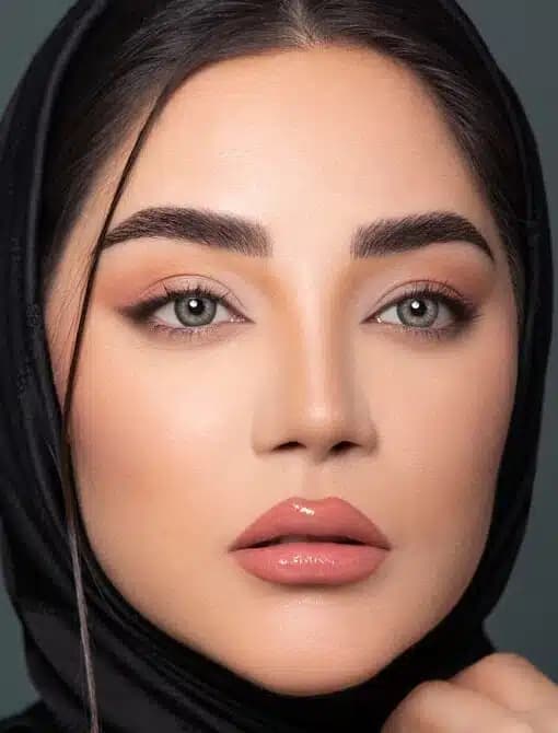 لنز سبز اُپتی کالر ریتا گرین | OptiColor Rita Green Lenses — تصویر ۴