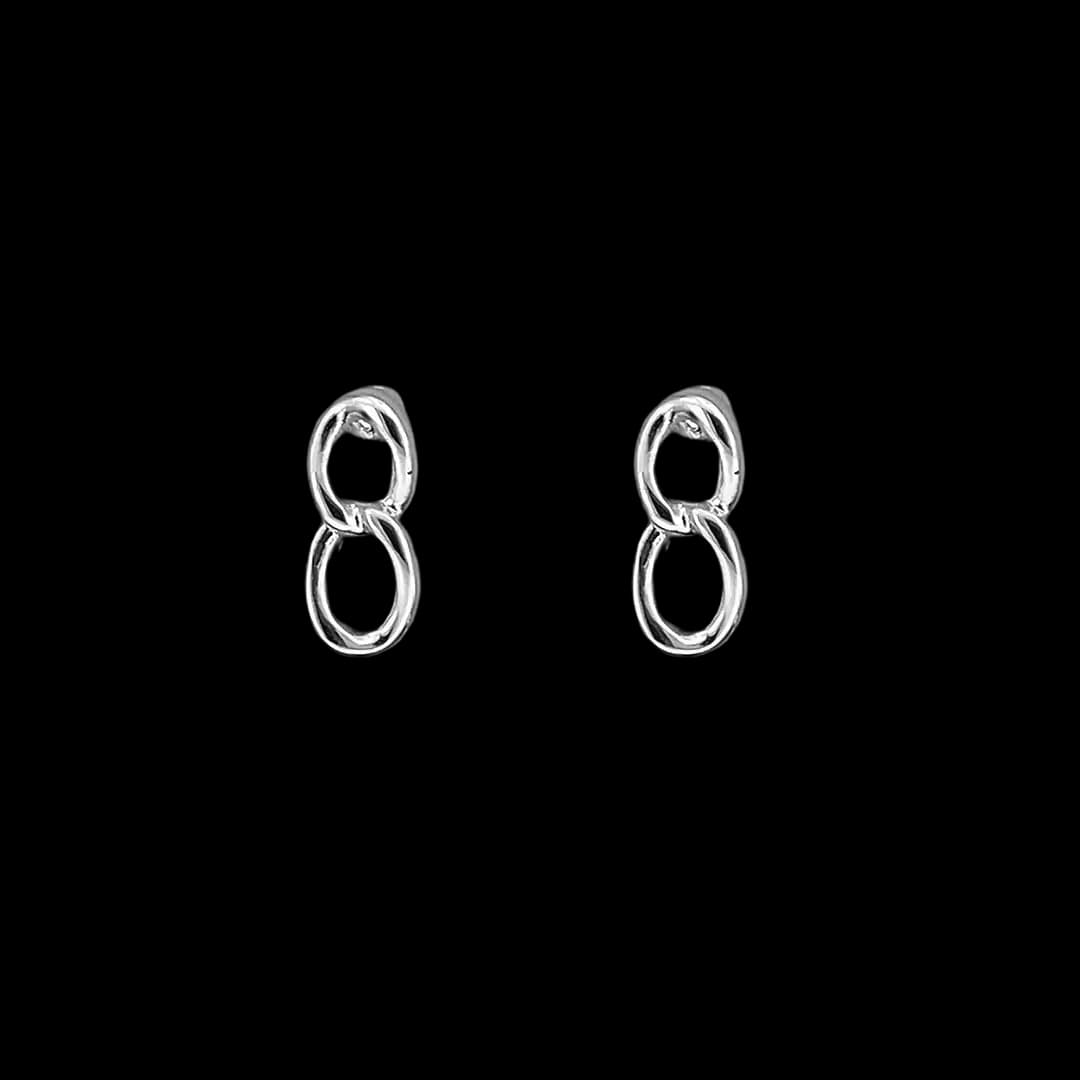 گوشواره میخی طرح زنجیر بینهایت (مدل اینفینیتی/Infinity)