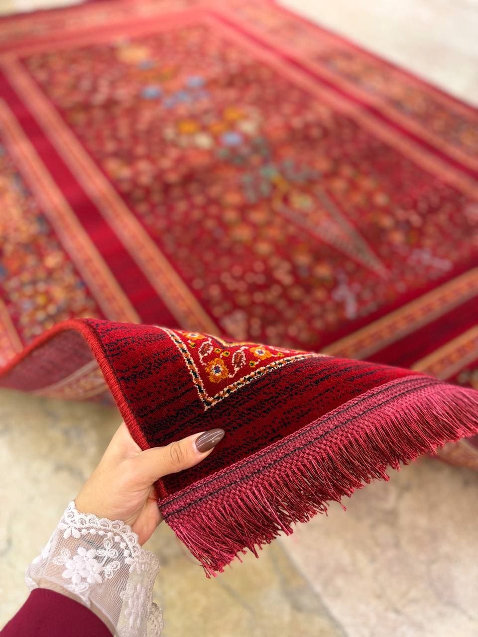 فرش لاکی ۷۰۰ شانه کد 7051 — تصویر ۴