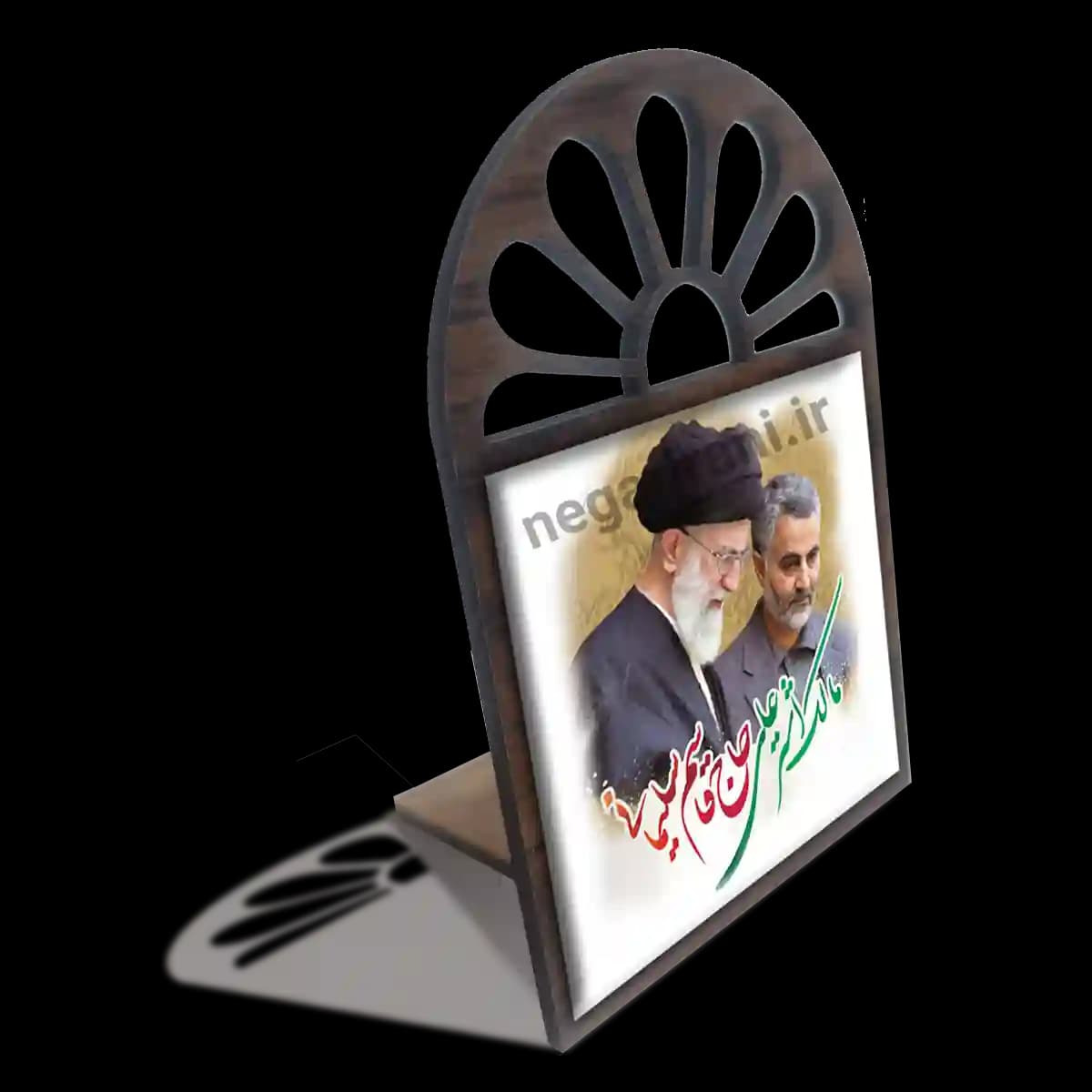 تندیس کاشی پنجره ای شهید حاج قاسم سلیمانی و رهبری مدل 2ZG85 — تصویر ۴