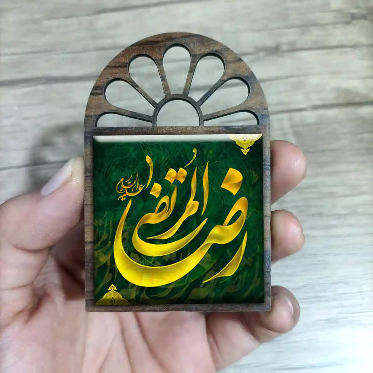 تندیس کاشی پنجره ای رضا المرتضی علیه السلام مدل 2K 2 — تصویر ۳