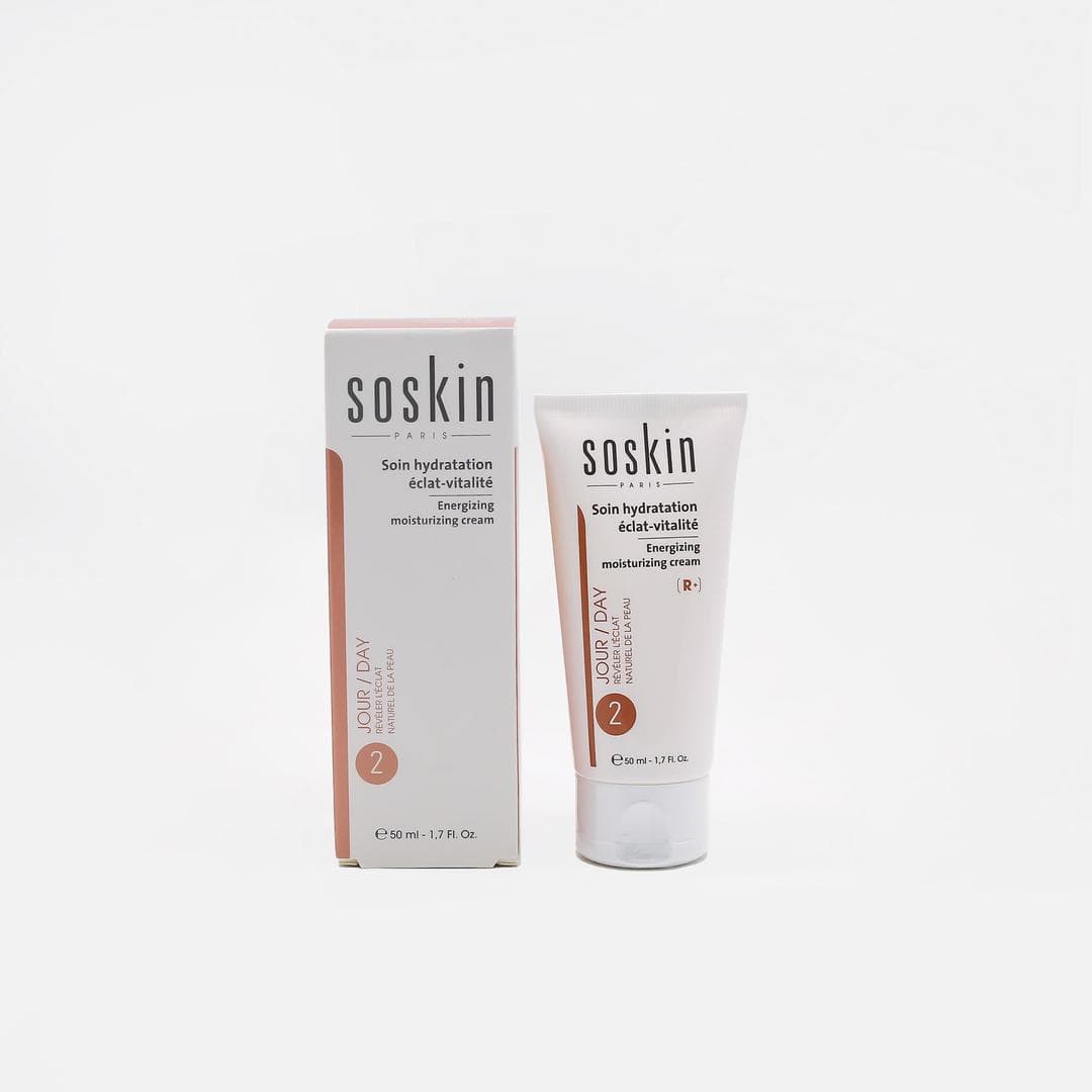 کرم انرژی زا و مرطوب کننده حاوی ویتامین سی 10% ساسکین Soskin