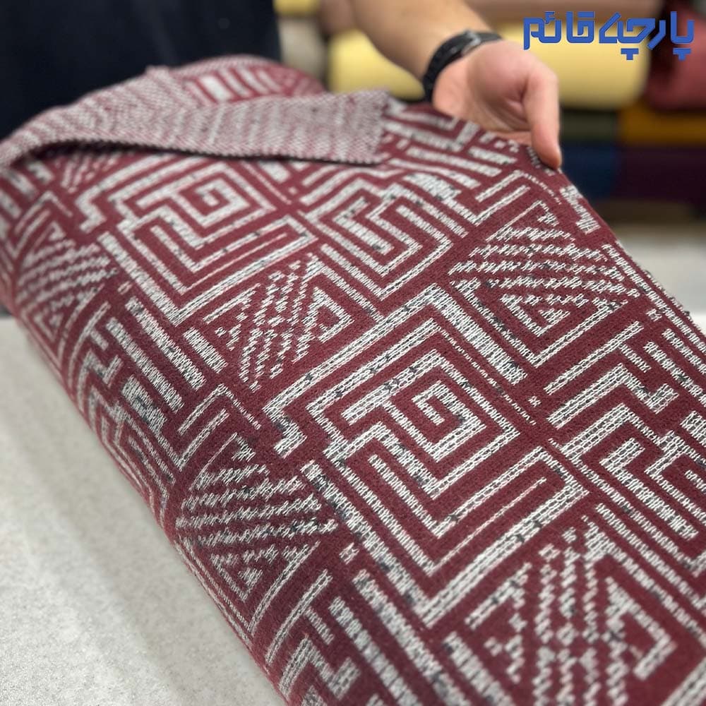 پارچه پاییزه و زمستانه بافت زرشکی طوسی ۲ رو طرح پازلی کره ای کد ۳۵۹۱