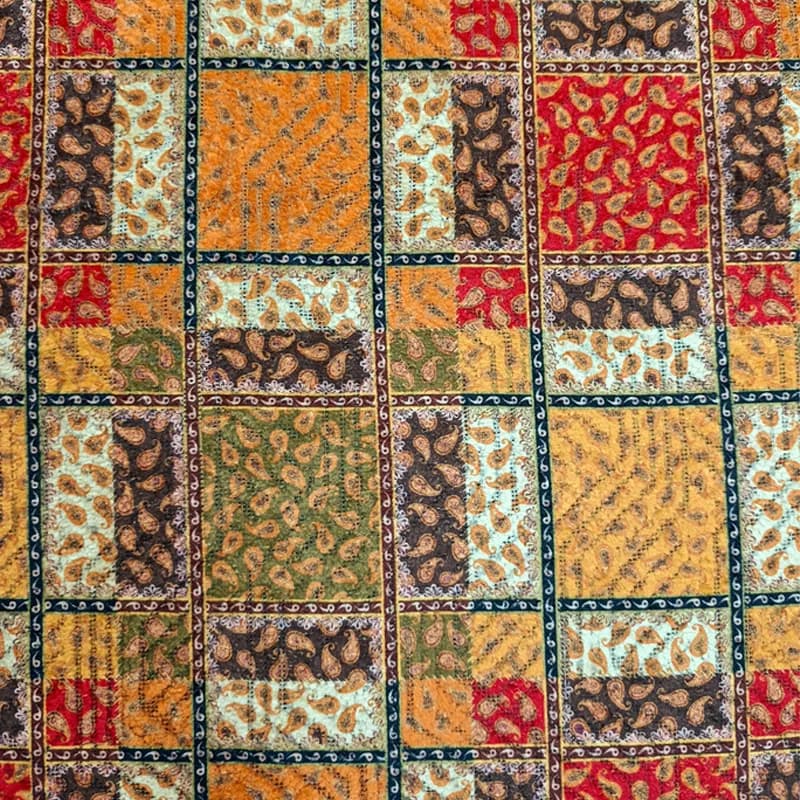 رومیزی ترک مخمل 100*100 کد 005 — تصویر ۴