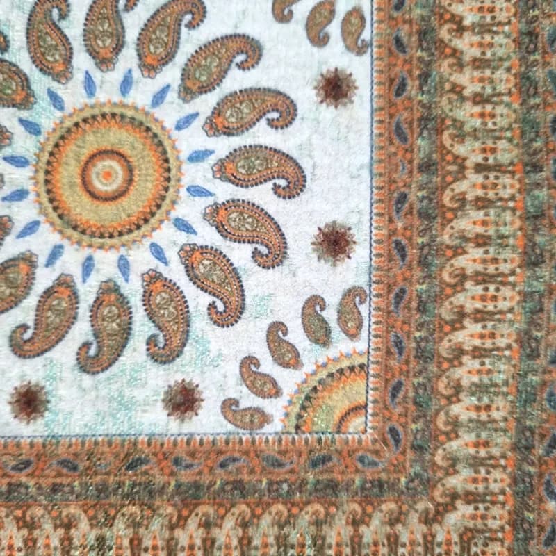رومیزی ترک مخمل 20*20 کد 003 — تصویر ۳