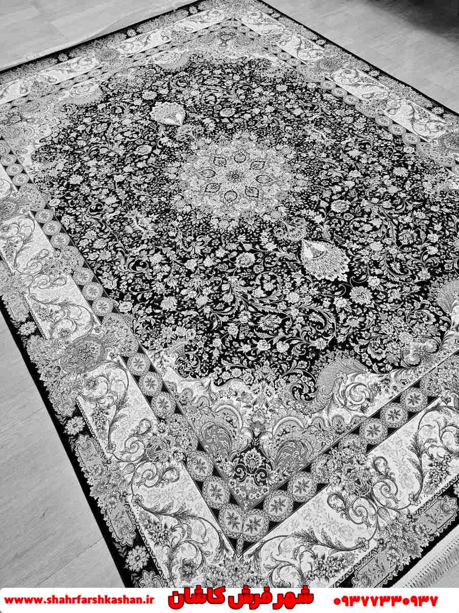 طرح پرگل فرش سرمه ای 1200 شانه