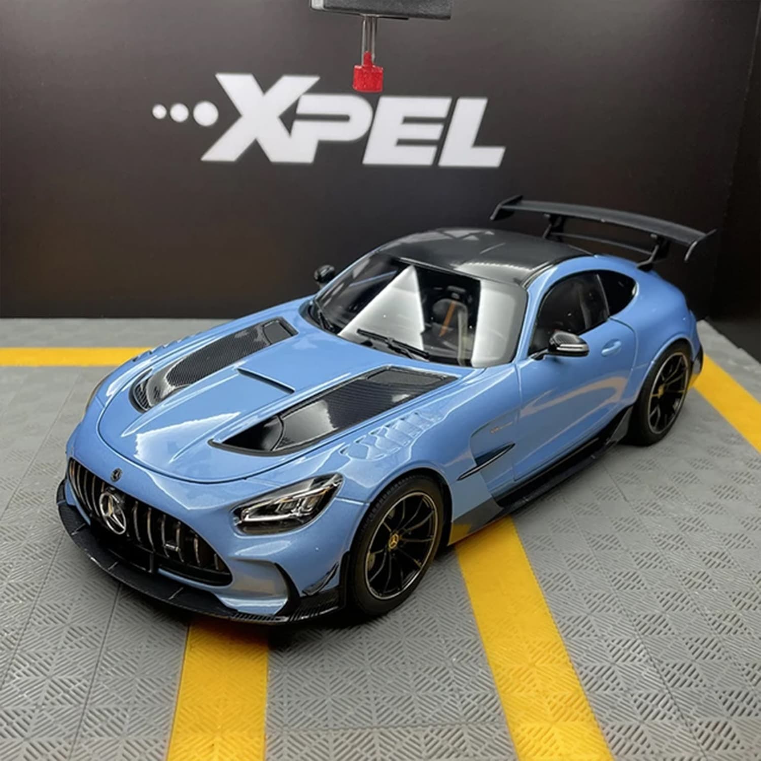 ماشین بازی مدل فلزی موزیکال بنز BENZ AMG GT 118 — تصویر ۶