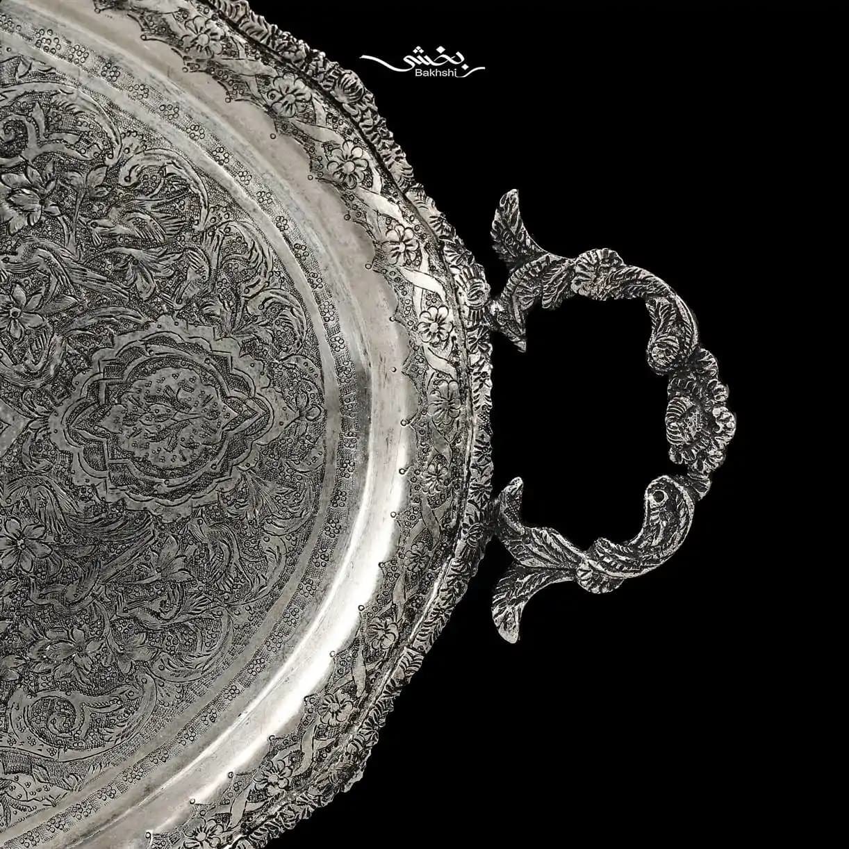 سینی نقره بیضی دسته دار قلم گل و مرغ — تصویر ۴