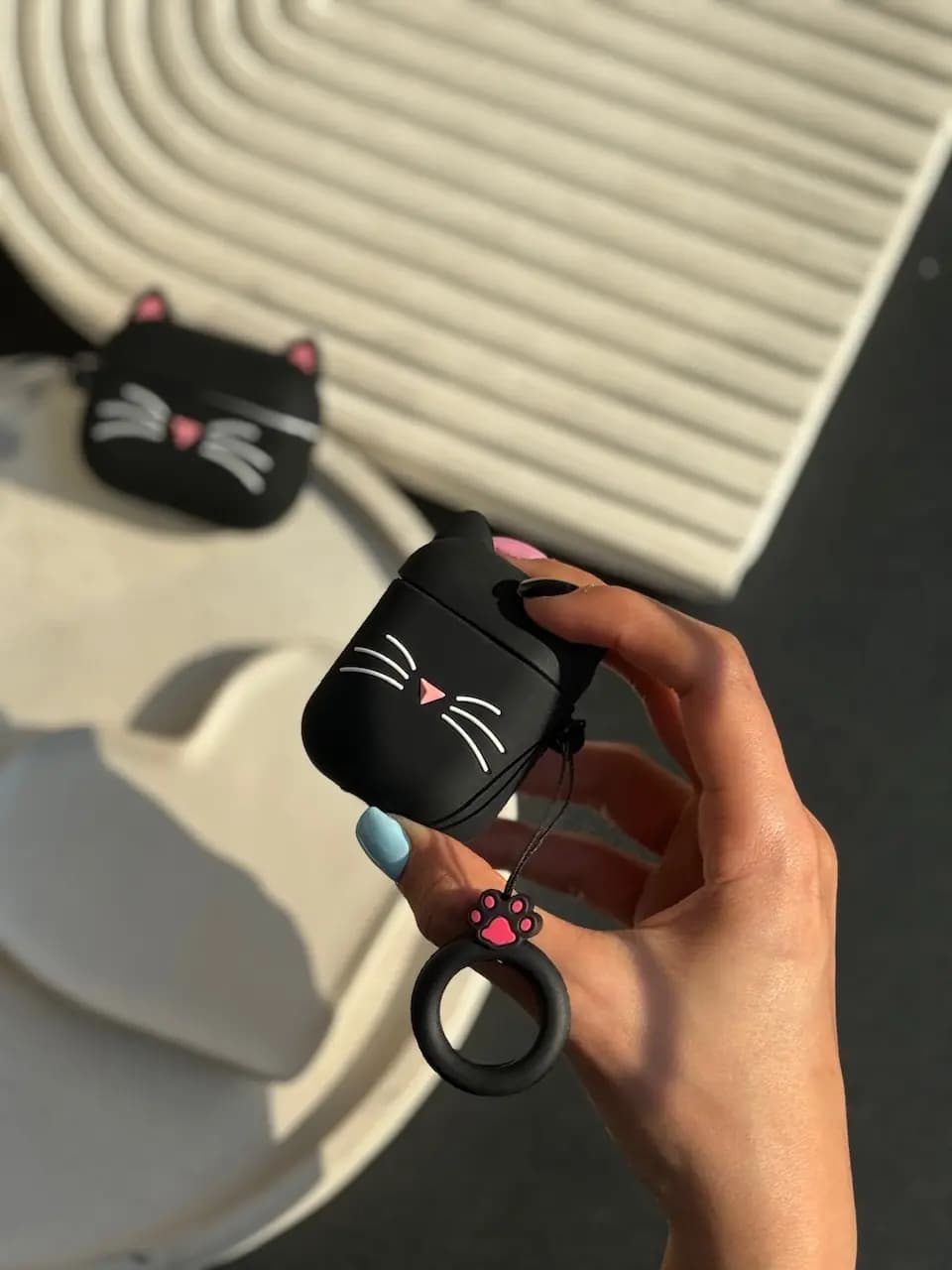 کاور ایرپاد Black Cat — تصویر ۲